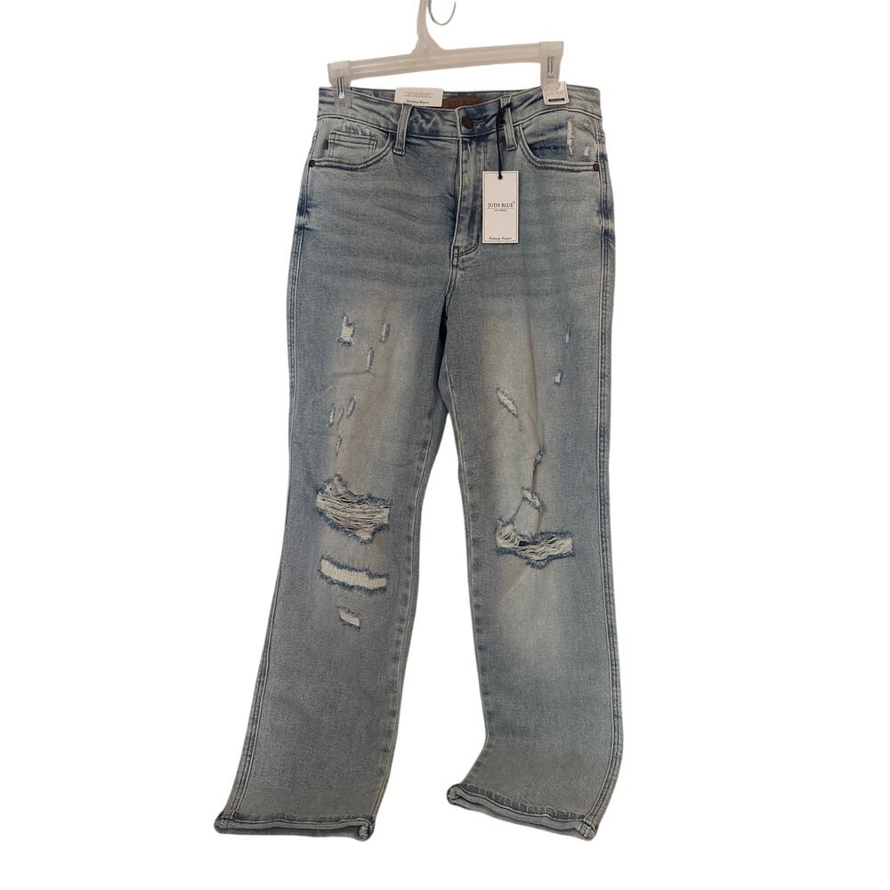 NWT Womens Judy BLue Jeans Size 3/26 Mid Rise Boyfrnd. Fit Lt. Wash w/ Rips